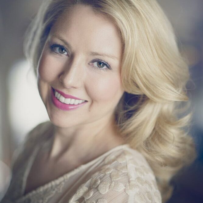 Headshot_Maureen McKay_PC_Simon Pauly